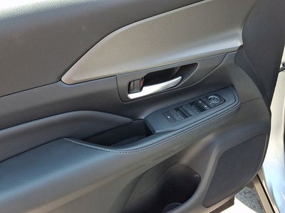 2025 Toyota Grand Highlander Base