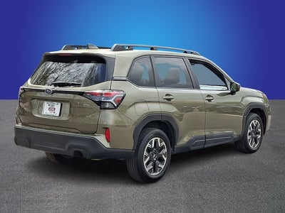 2025 Subaru Forester Premium
