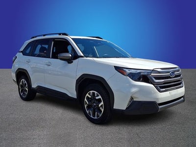 2025 Subaru Forester Premium
