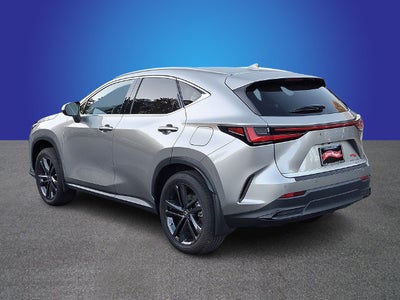 2026 Lexus NX 450h+ Luxury