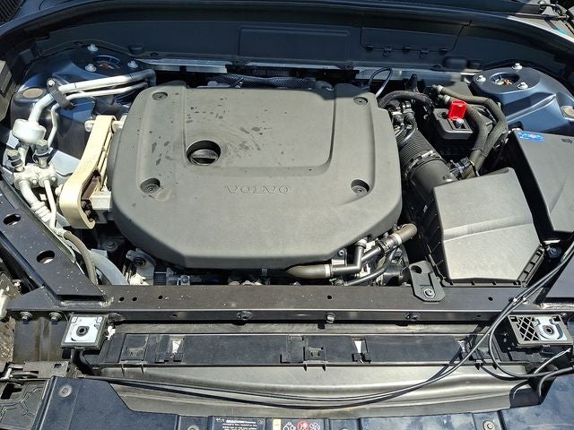 2023 Volvo XC60 B6 Ultimate Bright Theme