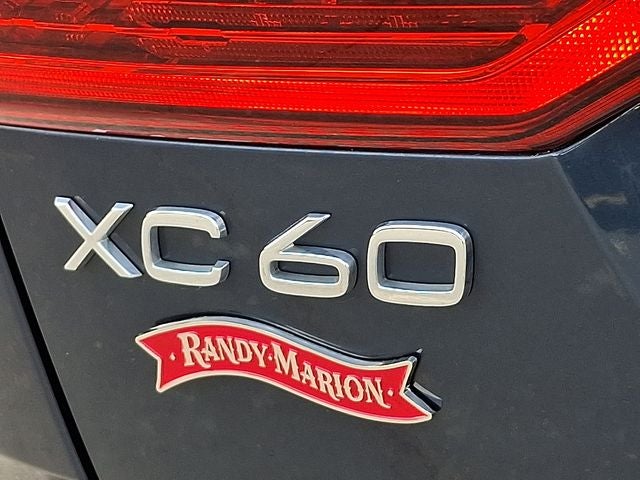 2023 Volvo XC60 B6 Ultimate Bright Theme
