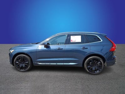 2023 Volvo XC60 B6 Ultimate Bright Theme