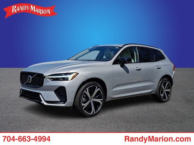 2023 Volvo XC60 B6 Ultimate Dark Theme