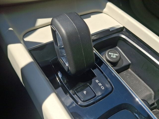 2023 Volvo XC60 B5 Core