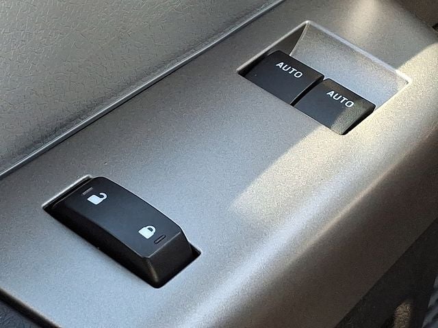 2023 Ford F-650SD Base