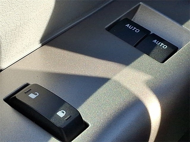 2023 Ford F-650SD Base