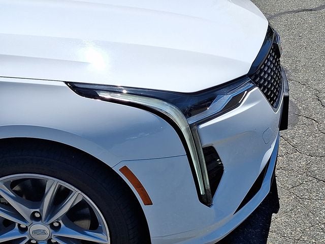 2024 Cadillac CT4 Luxury