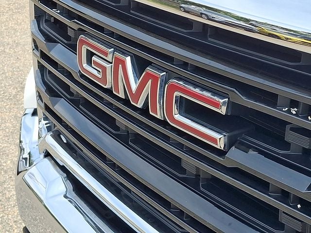 2023 GMC Sierra 3500HD Flatbed