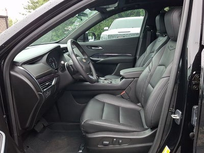 2023 Cadillac XT4 Luxury