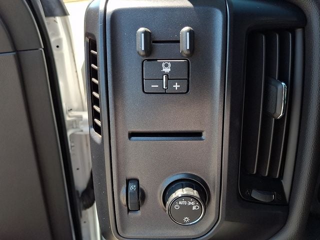2023 Chevrolet Silverado 4500HD Work Truck