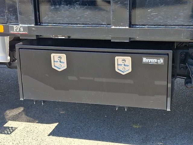 2023 Chevrolet Silverado 4500HD Work Truck