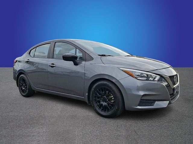 2022 Nissan Versa 1.6 SR