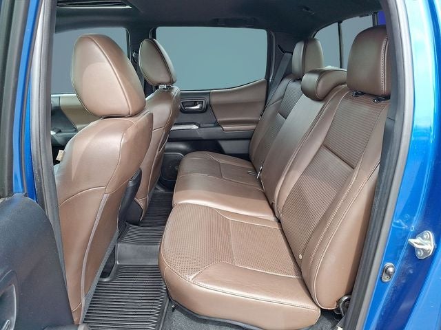 2016 Toyota Tacoma Limited V6