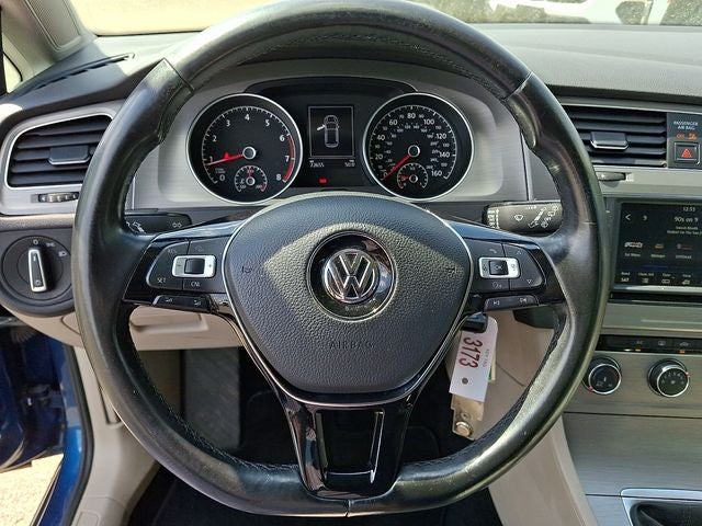 2017 Volkswagen Golf TSI S 4-Door