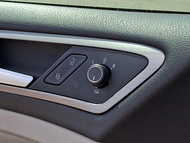 2017 Volkswagen Golf TSI S 4-Door