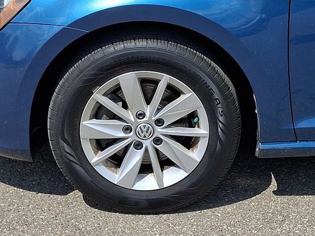 2017 Volkswagen Golf TSI S 4-Door