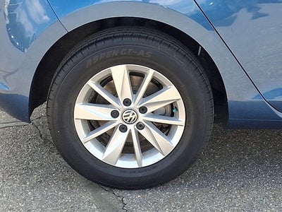 2017 Volkswagen Golf TSI S 4-Door