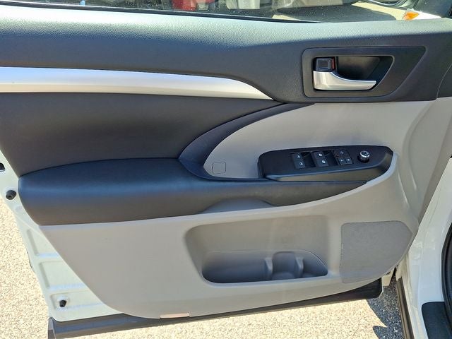 2016 Toyota Highlander XLE V6