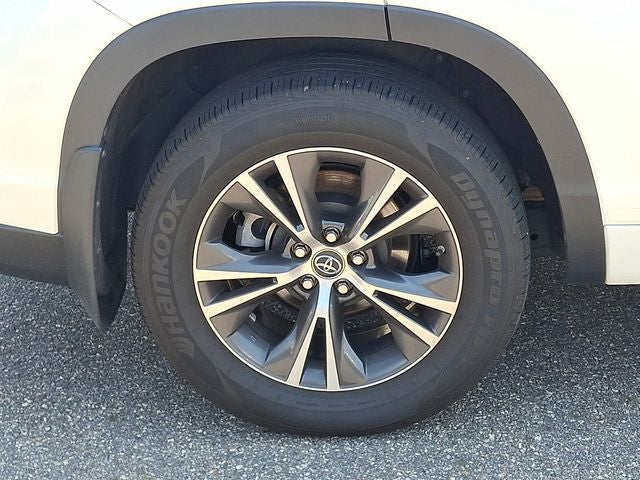 2016 Toyota Highlander XLE V6