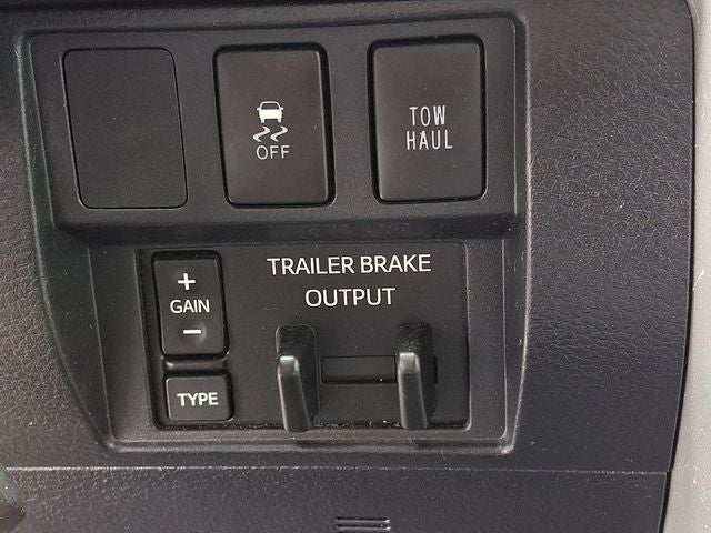 2017 Toyota Tundra SR5