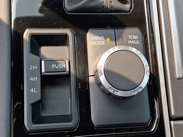 2023 Toyota Tundra Hybrid Platinum