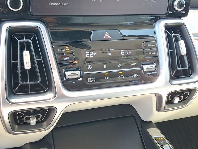 2023 Kia Sorento Hybrid EX