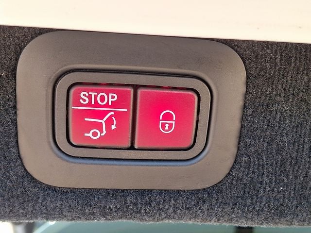 2021 Aston Martin DBX Base