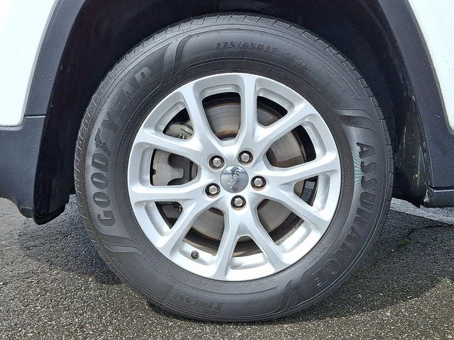 2015 Jeep Cherokee Sport