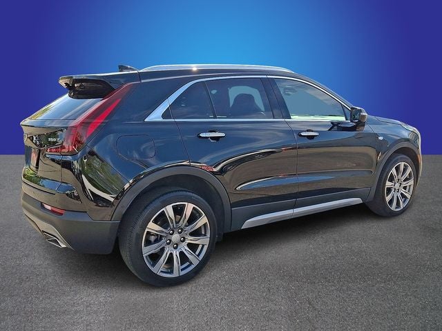 2023 Cadillac XT4 FWD Premium Luxury