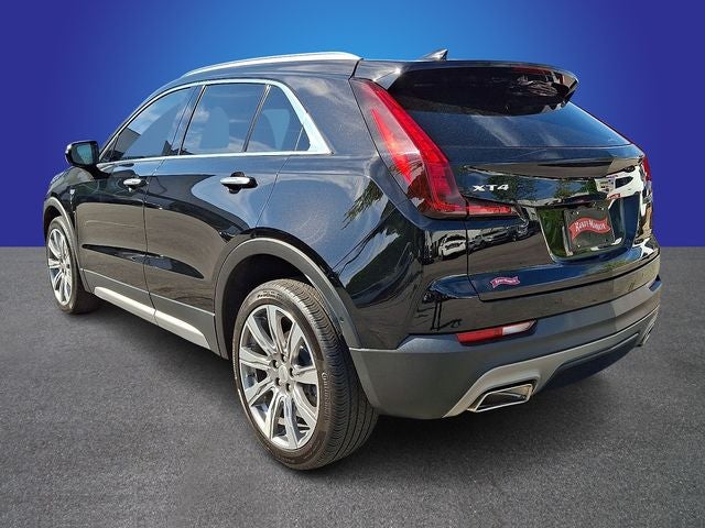 2023 Cadillac XT4 FWD Premium Luxury