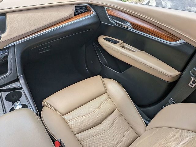 2017 Cadillac XT5 Platinum