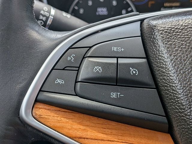 2017 Cadillac XT5 Platinum