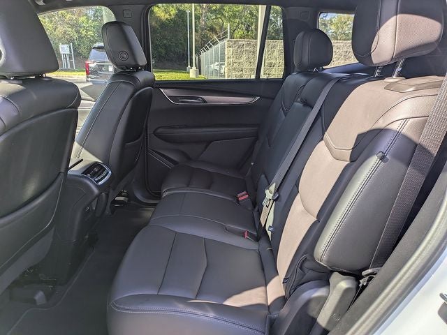 2024 Cadillac XT6 Luxury