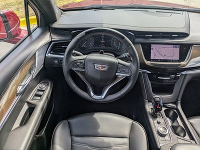 2025 Cadillac XT6 Premium Luxury