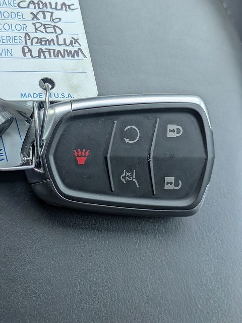 2025 Cadillac XT6 Premium Luxury