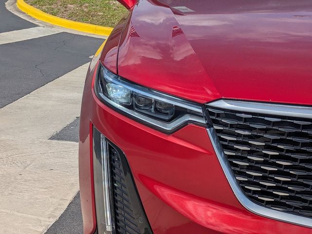 2025 Cadillac XT6 Premium Luxury