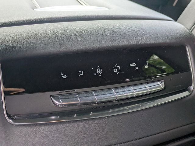 2023 Cadillac Escalade ESV Premium