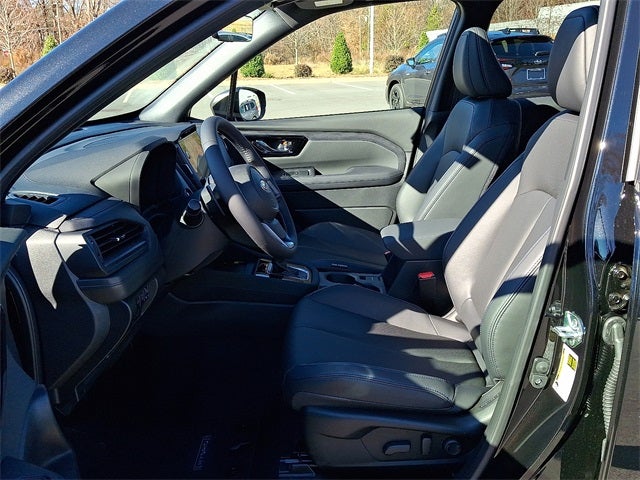 2025 Subaru FORESTER Limited Hybrid