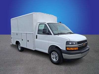 2025 Chevrolet Express Cutaway 3500 1WT