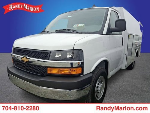 2025 Chevrolet Express Cutaway 3500 1WT