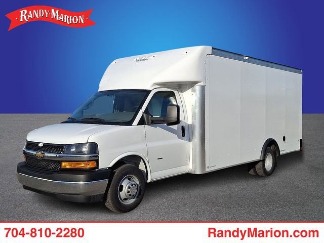 2025 Chevrolet Express Cutaway 3500 1WT