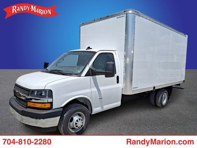 2025 Chevrolet Express Cutaway 3500 1WT