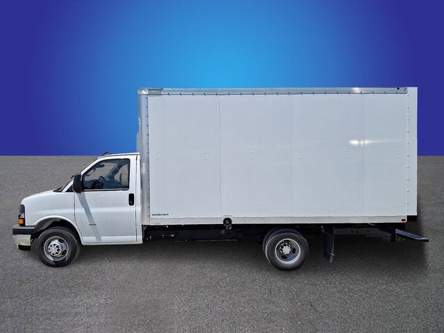 2025 Chevrolet Express Cutaway 3500 1WT