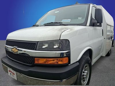 2025 Chevrolet Express Cutaway 3500 1WT