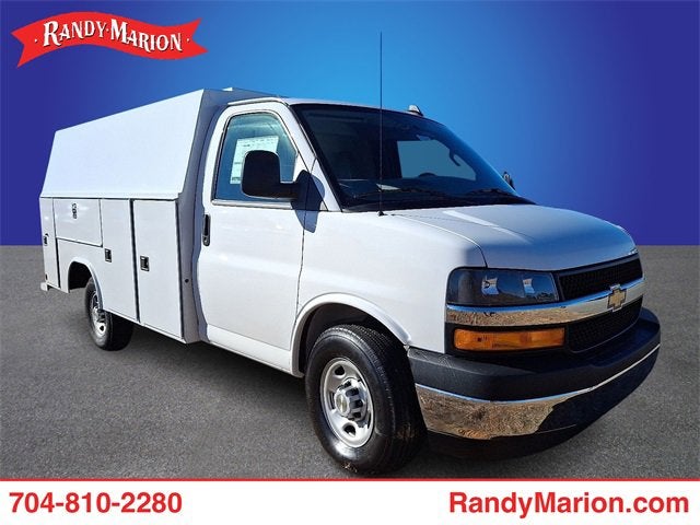 2025 Chevrolet Express Cutaway 3500 1WT