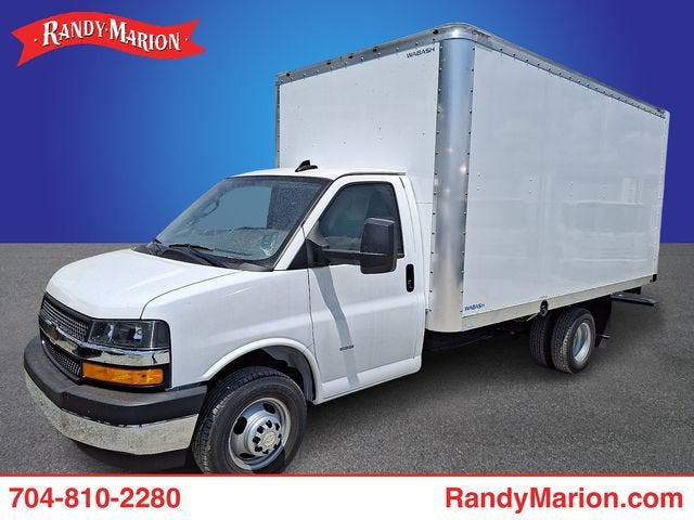 2025 Chevrolet Express Cutaway 3500 1WT