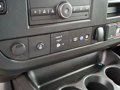 2025 Chevrolet Express Cutaway 3500 1WT