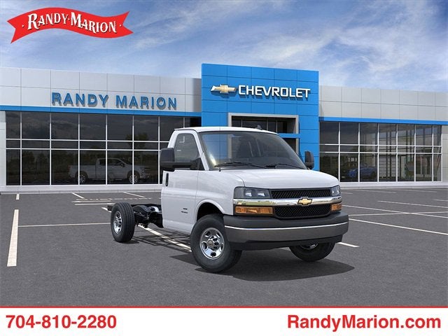 2025 Chevrolet Express Cutaway 3500 1WT