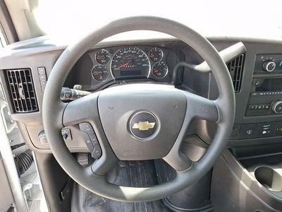 2025 Chevrolet Express Cutaway 3500 1WT